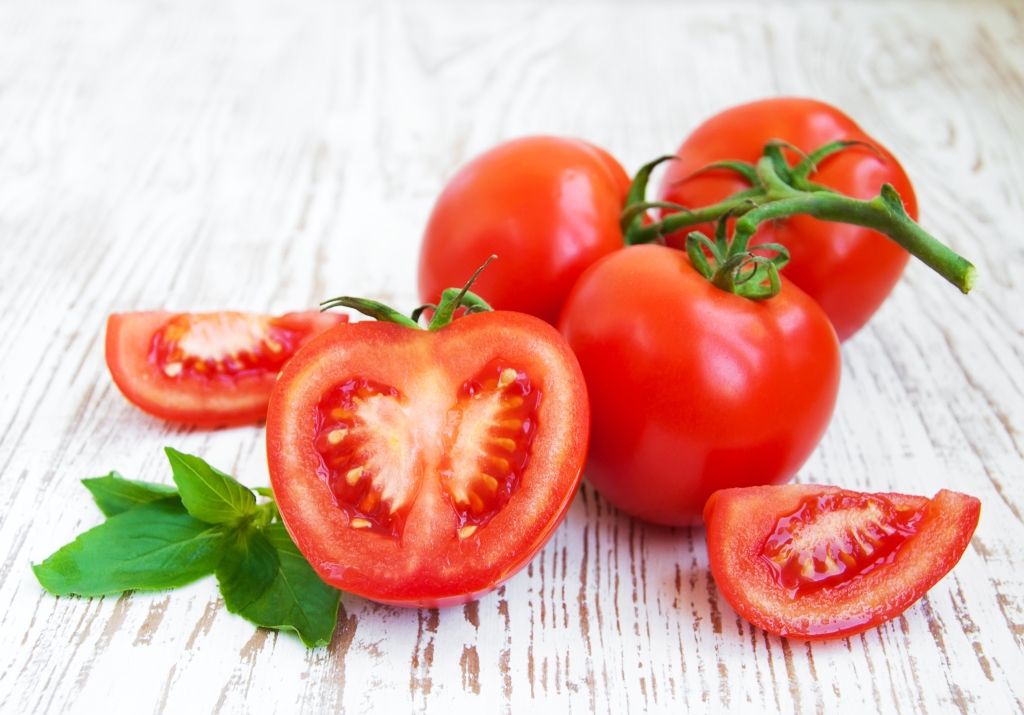 red-tomatoes